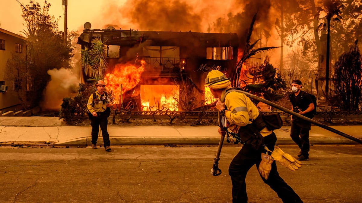 Los Angeles en flammes : la ville lutte contre des incendies hors de contrôle