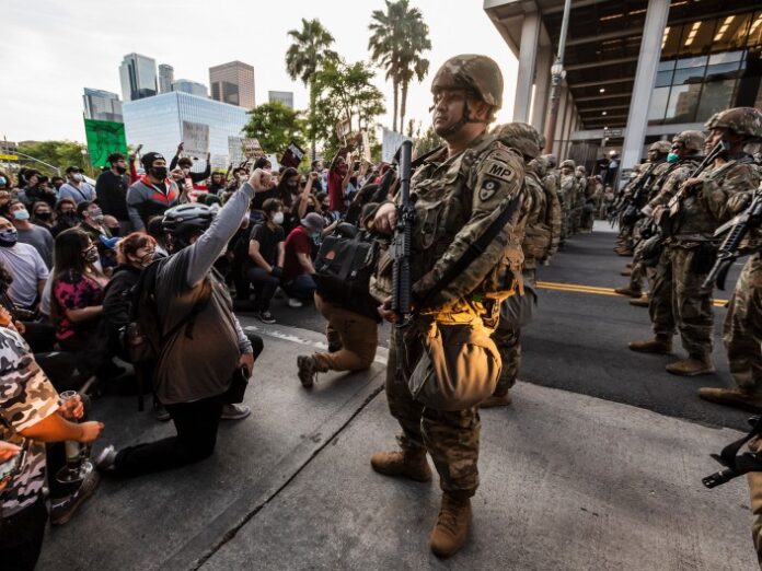 Los Angeles : un juge fédéral suspend et déclare « illégal » le déploiement par Trump de la Garde nationale